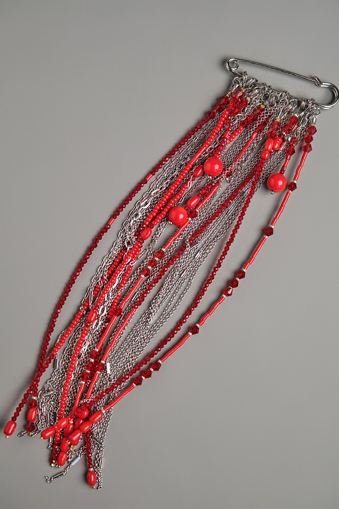 Брошь-булавка «Гранат» с кораллом и шпинелью - фото 3