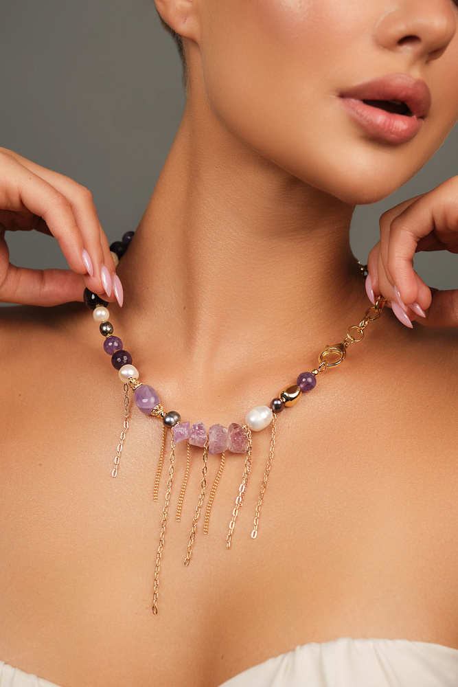 Колье «Lilac» с аметистами и натуральным жемчугом